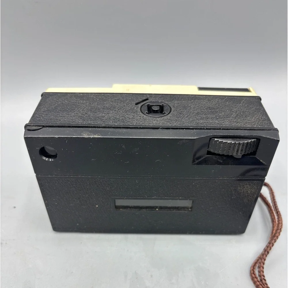 Agfa Autostar X-126 Vintage 126 Cartridge Film Camera Black Retro Flashcube